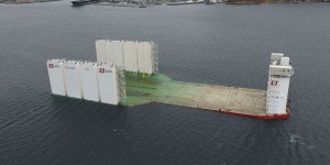 Kleven Verft AS delivered one of the largest semi-submersible barges in the world